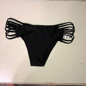 Black bikini bottoms